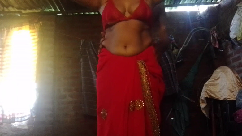 Soni sk: Indian Deshi Stepmom and Stepson Rial Fuking Homemade Video