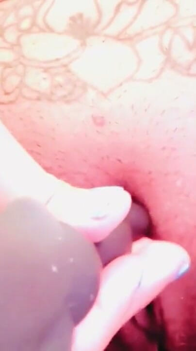 Peachlore: Squirting mit spielzeug