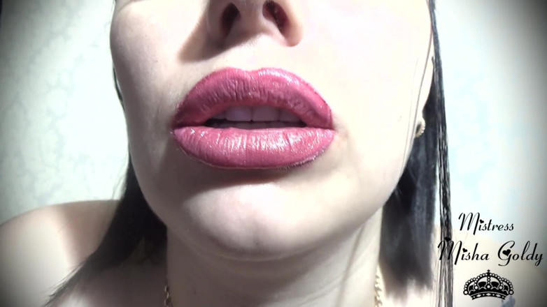 Goddess Misha Goldy: Růžovo-zlaté rty lesklé fetiš a uctívání