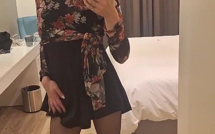 TSiris: Trans Girl Posing in Pantyhose in Front of Mirror