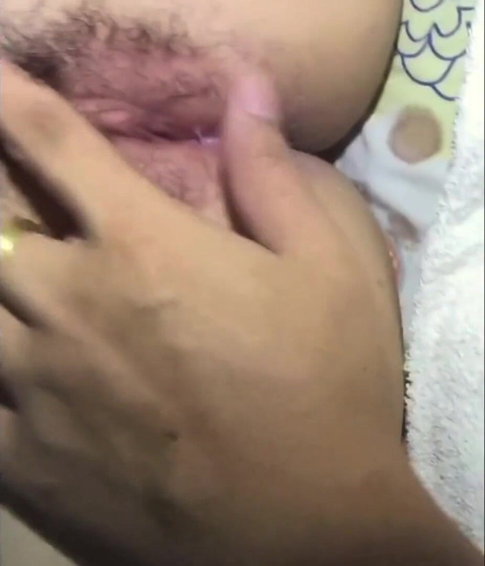 Hashini Hirunika: Fingern teil 2