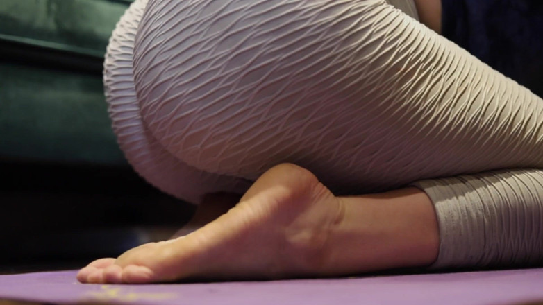 Countess diamond: Perversă în pantaloni de yoga