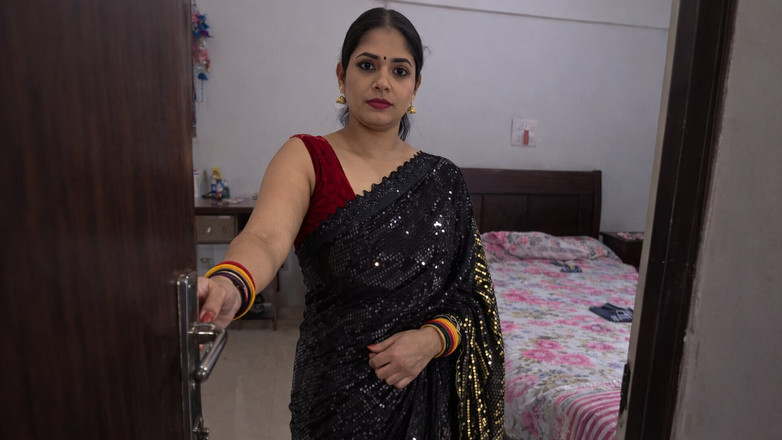 desi bhabhi videos: Yeni evli yenge devar Hintçe sesli xxx video ile sert...