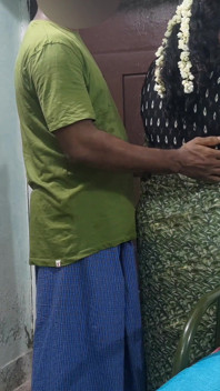 आंटी Mathvan जोरदार सेक्स पूरा 24 मिनट का वीडियो मेरे चैनल पर है