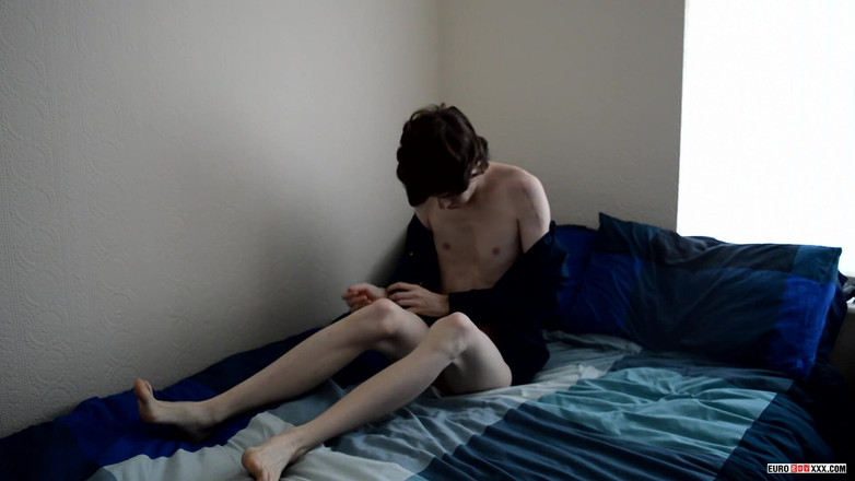 Euro boy xxx: Clark fleshlight'ını dolduruyor