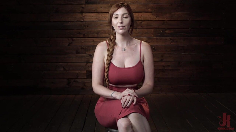 Kink: Lauren Phillips : une rousse impuissante dans un bondage faite pour...