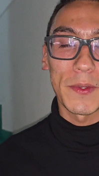 Enyer, Kolombiyalı model Jordhy'yi ilk kez tanıtıyor: amatör cinsel fantezisini ortaya koyan model