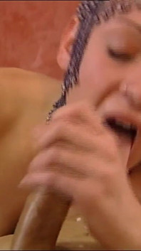 Junge heiße mädchen mit großen natürlichen titten werden von großen harten schwänzen im Doggystyle devoter film in HD
