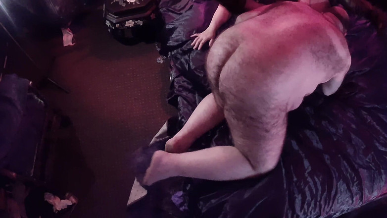 Aaexperiencesltd: Parte 2:- La Domina regala a Booboo una sorpresa di adorazione!