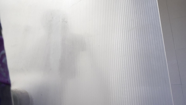 DWHOREKIN: Matte 你的嫂子在淋浴间