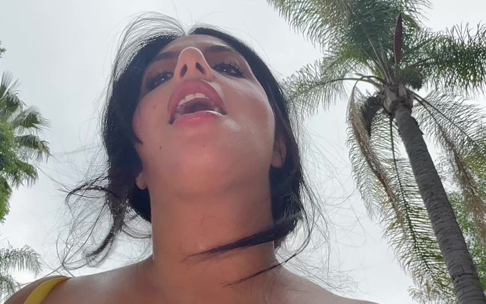 Alfiecinematic: Ma POV aux gros seins excités, Sarah Arabic