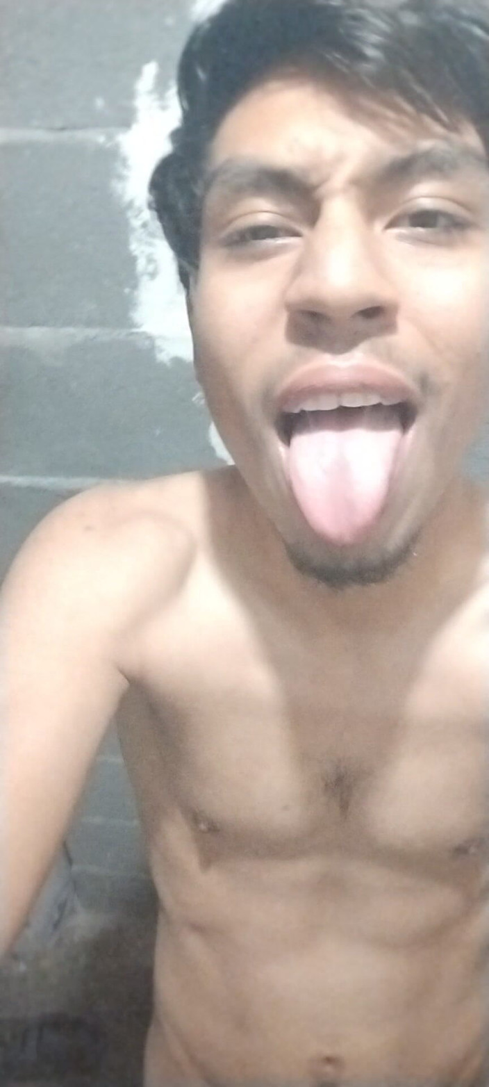 AlexAlejandro13: É nunca o suficiente para estar no banheiro