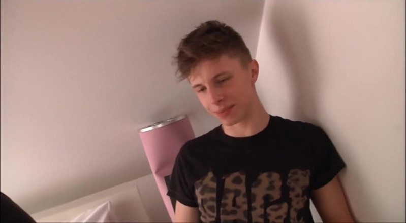Casting from Bohemia: Horny milf fuck with 2 guys
