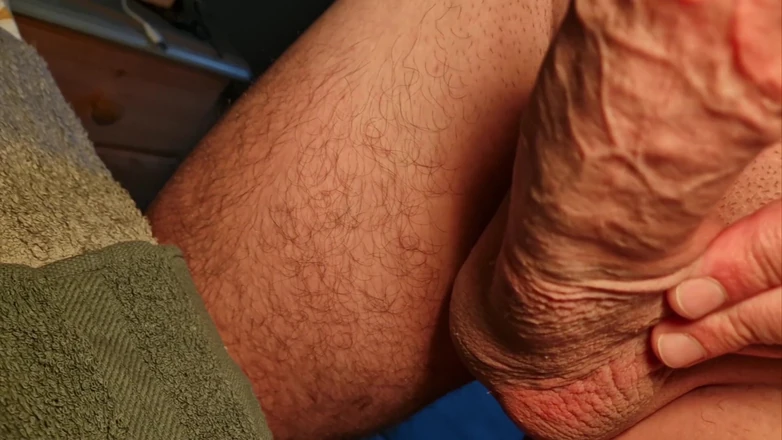 Cums so yummy: Sledujte, jak můj penis jde od měkkého k tvrdému Kdo...