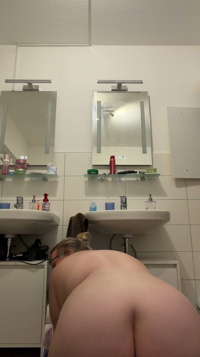 Bbwmilf: Striptease