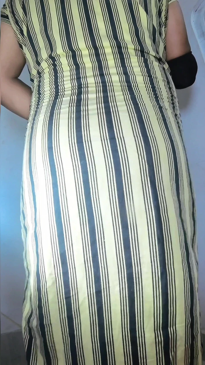 Bigdesidick2: Дези возбужденный сисси в Ночном