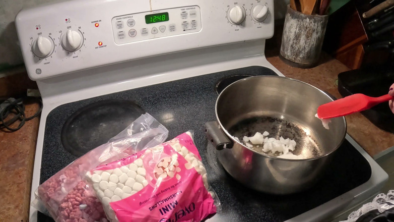Homesteadmama: Cheryl Cooks a Halloween Treat