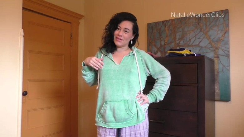 Natalie Wonder: 棒球队派对与继母群交