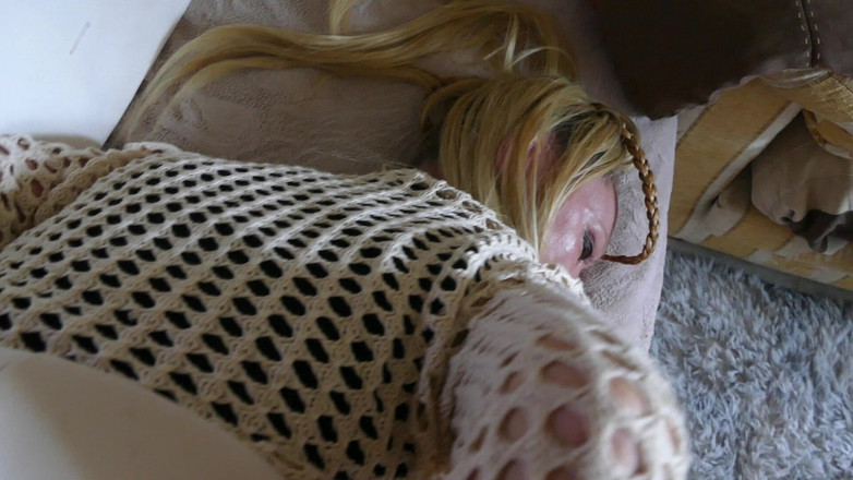 Natalie K: Rol Yapma Beni Arkadan Sikiyor Ve Götünü açıyor Ve Yakın Çekim...