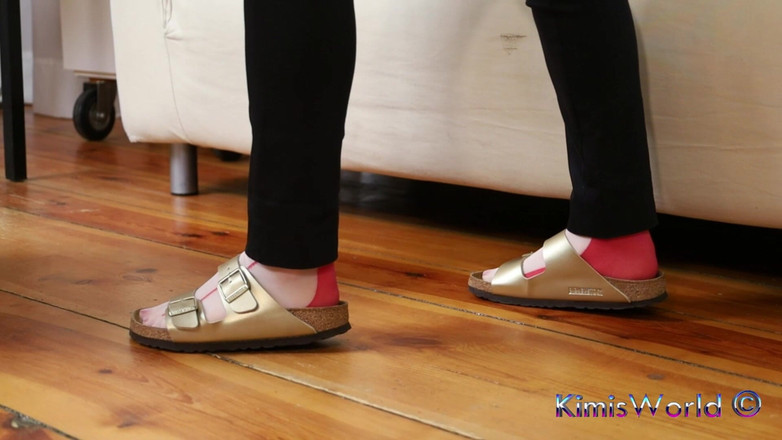 KimisWorld: Gioco creativo di scarpe con collant e birkis