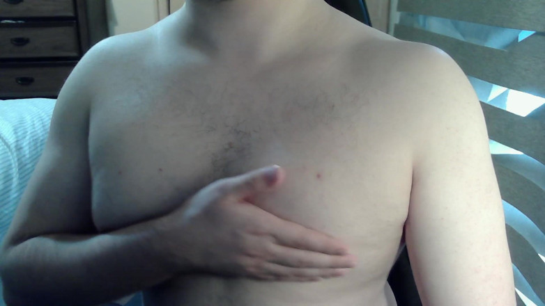 Himbo_Fox: Muscular jock plays with his nipples on cam