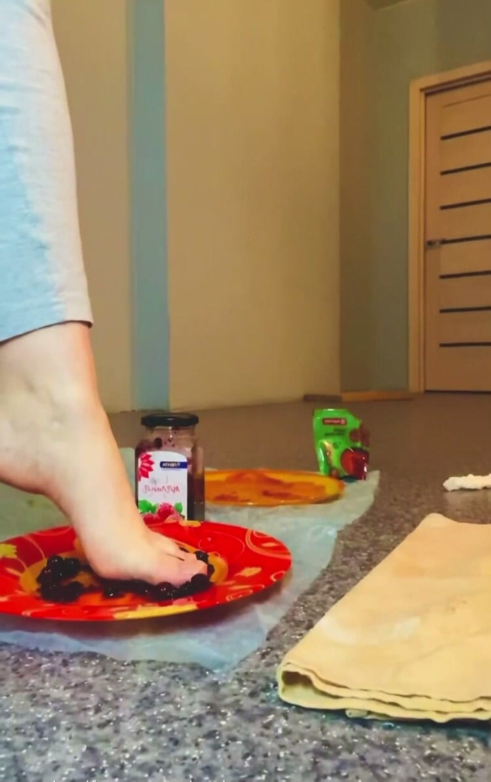VikkiGeorgia: Cibo foot play
