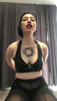 These Boobs Want to Be Kneaded Every Day!