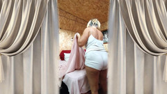 Lukerya: Buổi sáng mới của bà nội trợ nóng bỏng