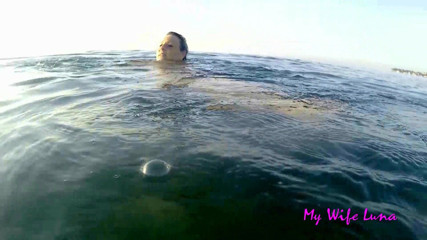 My Wife Luna: Chiavata in spiaggia