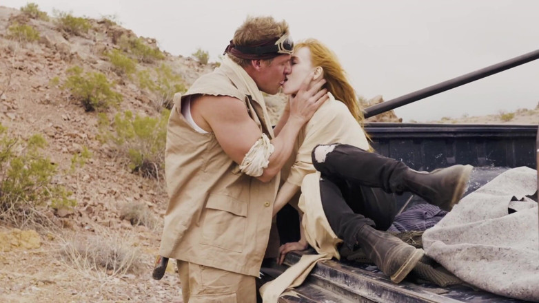 Cosplayground: Furiosa supplie de se faire baiser par une grosse bite (Madi...