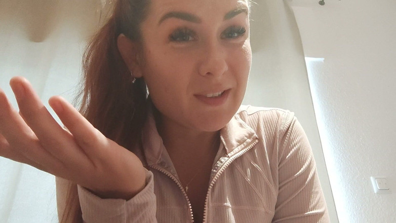 REELL - The cute Girl next door _ FemDom Reality: Custom: Was Wohl Mit Ihm Passiert Im Cirque De Reell??
