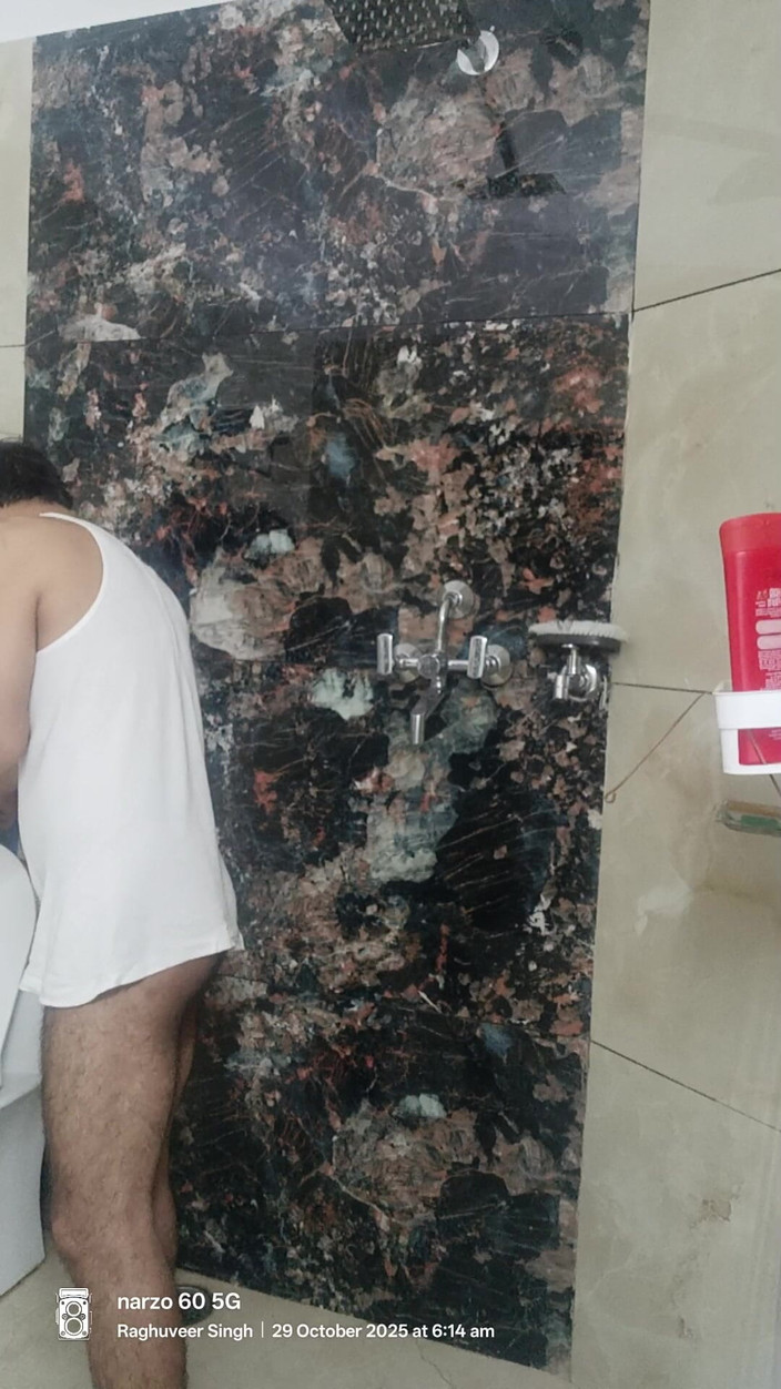 Rajasthani-old-lover: Lelaki desi India menikmati seks dengan bapa tiri pegawai polis...