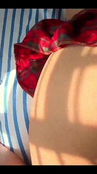 La sexy latina di 18 anni soddisfa la fantasia dei suoi insegnanti e gli dà il suo bel culo tara rico