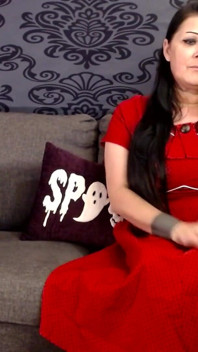 Ghost Face ev hanımını tahrik etti