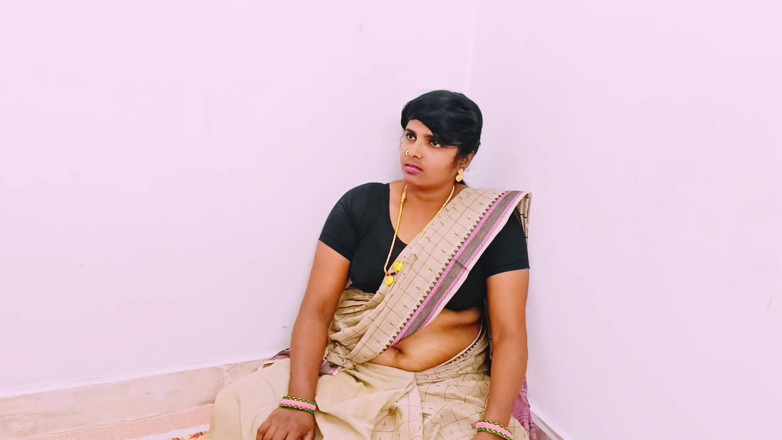 Telugu honey lips: भारतीय गृहिणी दुर्भाग्य से साड़ी चोद रही है, पुरुषों को बड़ा लंबा लंड हार्डकोर चुदाई बेचती है। तेलुगु गंदी बात करते हुए।