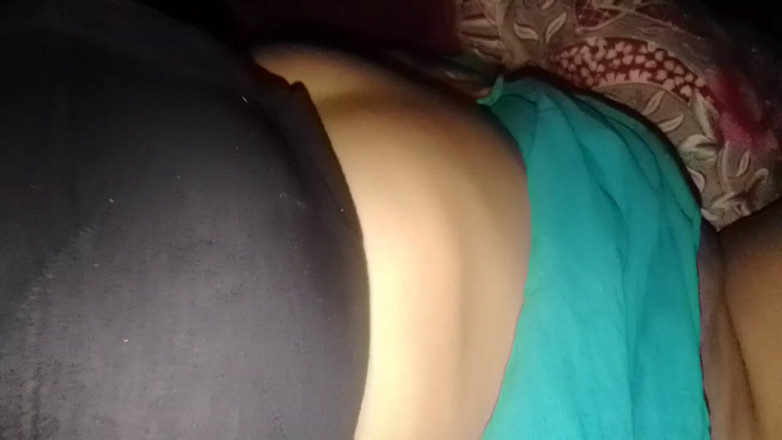 Soni sk: Deshi sexy sexy nevlastní sestra cheetuje svého manžela s nevlastním...