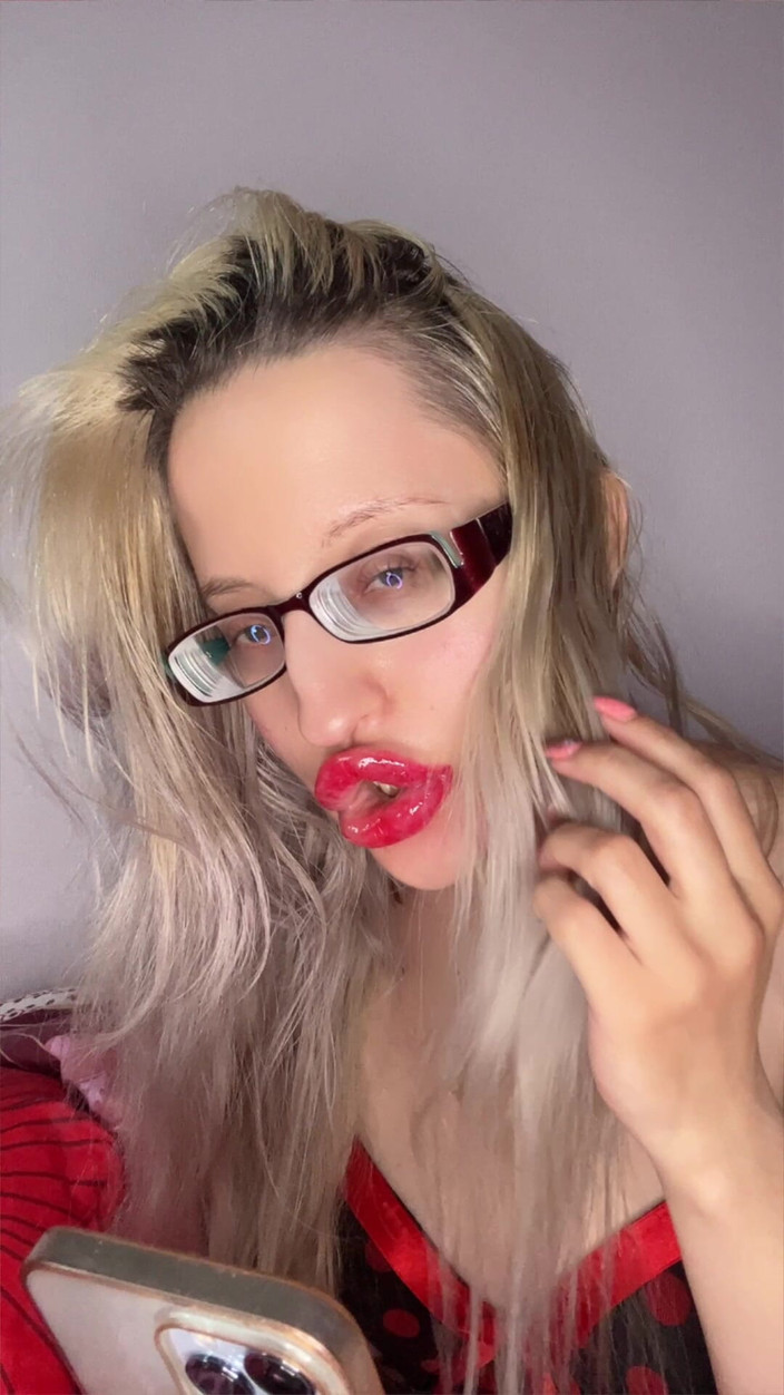 FinDom Goaldigger: Bimbo, transformation trans sexy