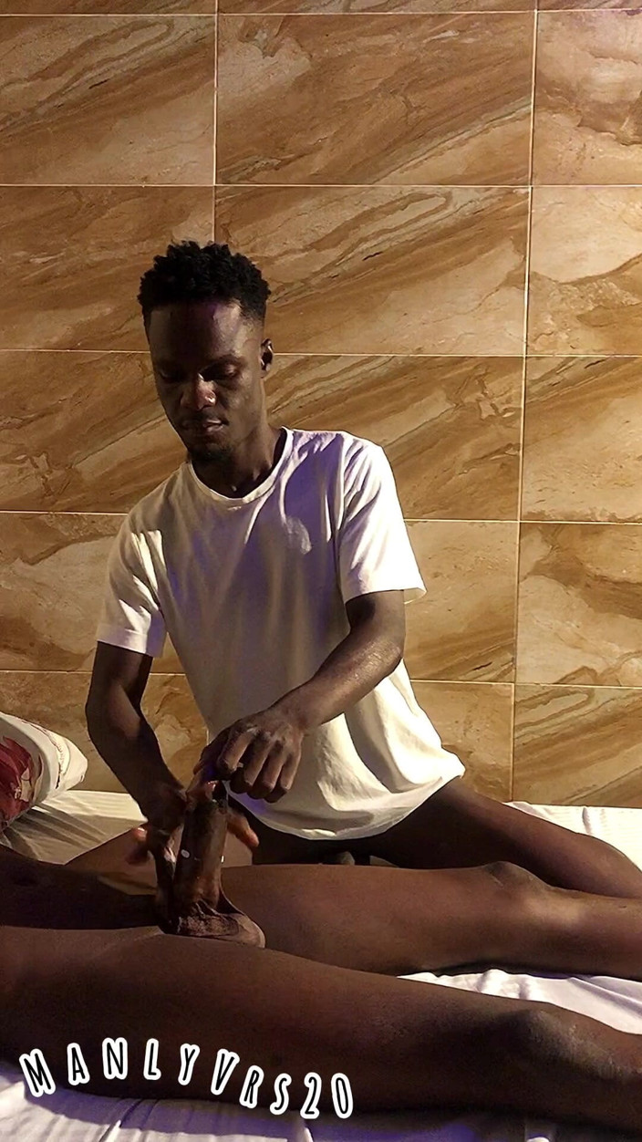 Blackkish20: This Big Fella Gaping My Hole