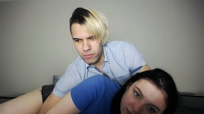 JuiceLussie: Teen Couple on Web Cam