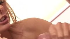 Hardcore threesome - Blonde sluts