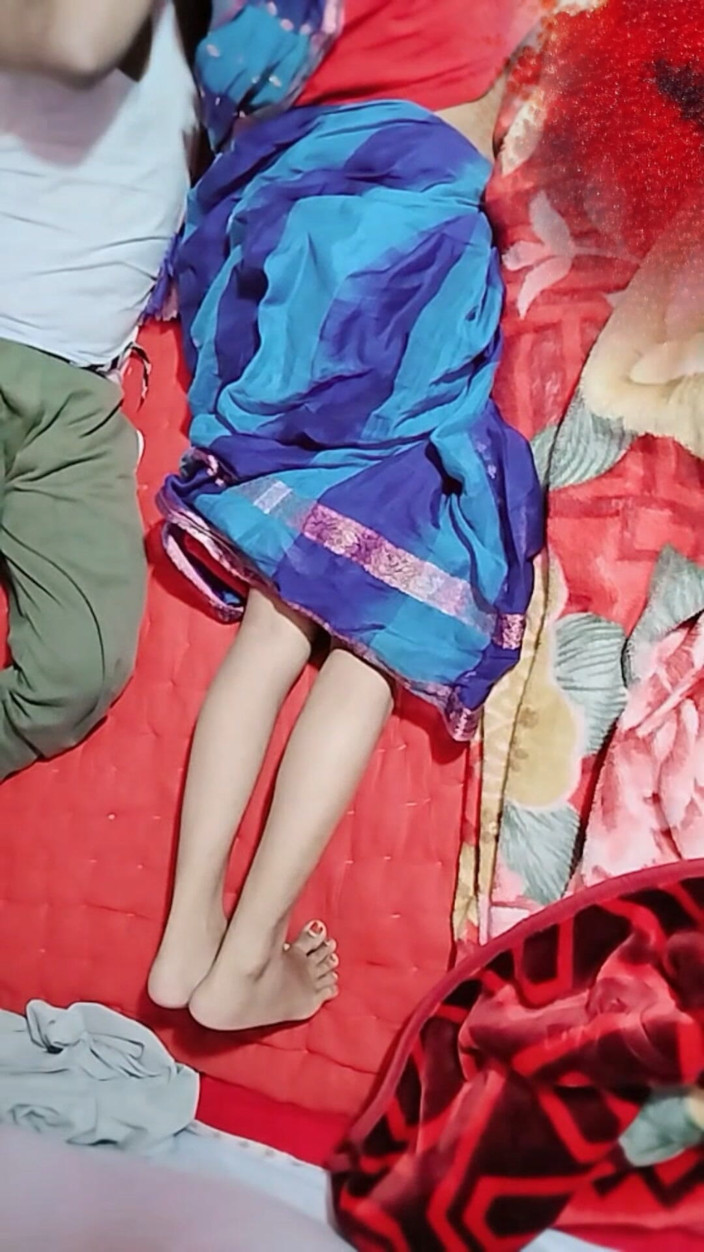 NixLeno: Horny Indian Bhabhi Desparate for Hardcore Sex with Husband's Friend