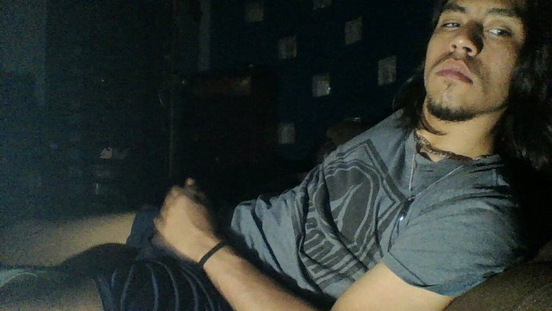 AlexAlejandro13: Tenhle kluk potřebuje pořádnou brčko