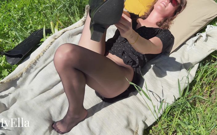 Myella: Collant senza cuciture prende in giro il sole estivo