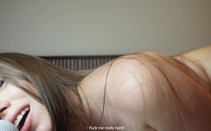 Arina_Love: ASMR strip-tease, masturbation et contrôle des caresses