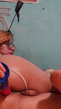 Big Booty Transgirl All Oiled up Fuck Her Hole