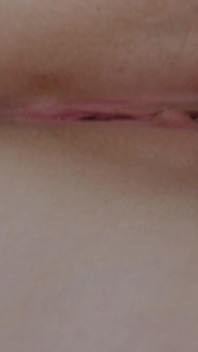 ภรรยาสง่างามให้ความบันเทิงโดยไม่มีสามี นิ้วเย็ดจนน้ำแตก