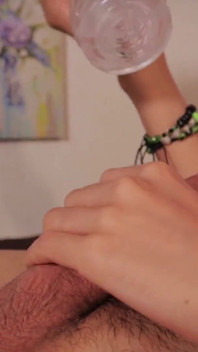 Big Cock Asian Twink jebanie przezroczyste światło ciała i napełnianie go dużą ilością spermy
