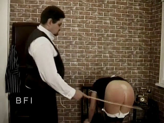 Dominate That Babe: 하녀의 복수