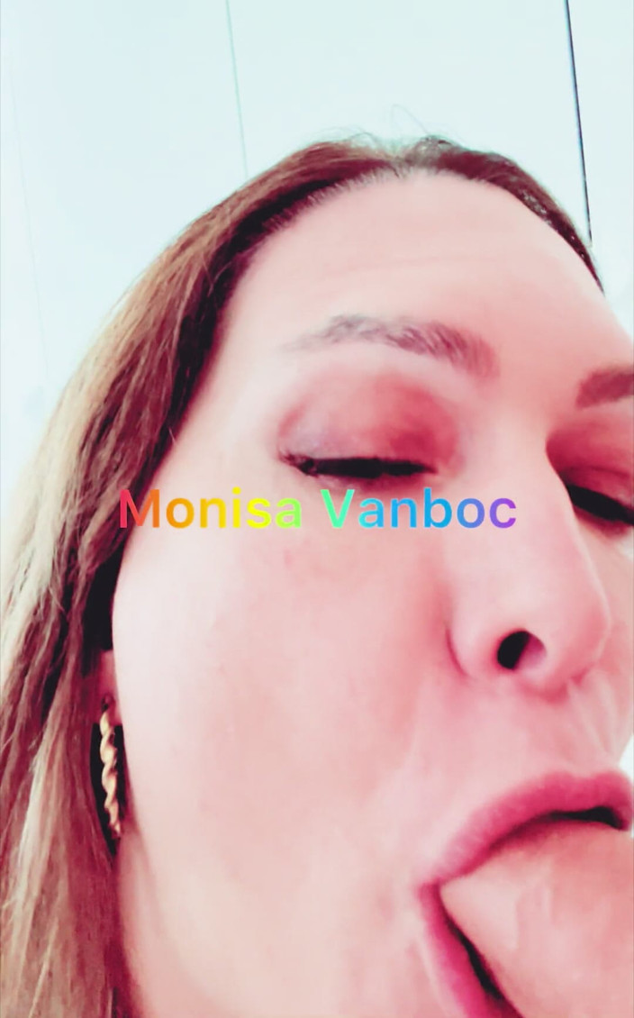 Monisa Vanboc: Ho Succhiato Un Grosso Cazzo Belga in Profondità in Gola