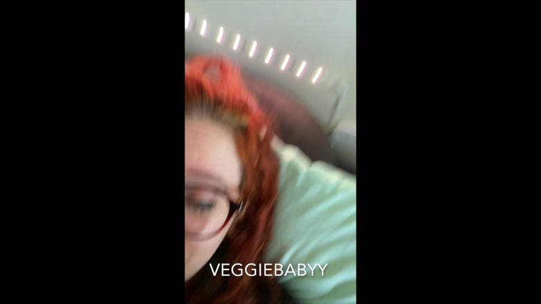 Veggiebabyy: Gfe Agony Panggilan Video Yang Cantik